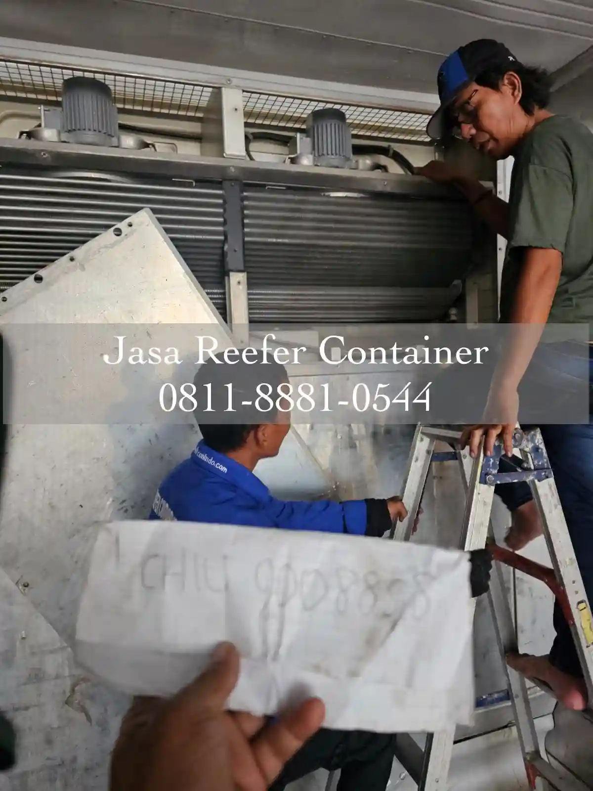 Perbaikan reefer container di lapangan